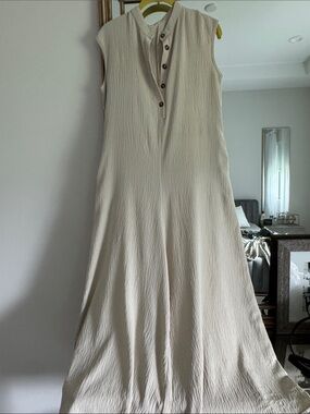 Sleeveless Cream Maxi jumpsuit with Button Placket